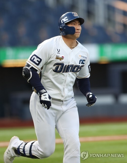 NC 주포 나성범은 시즌 12개 홈런으로 국내 타자 가운데 가장 많은 홈런으로 홈런더비 3위를 달리고 있다.