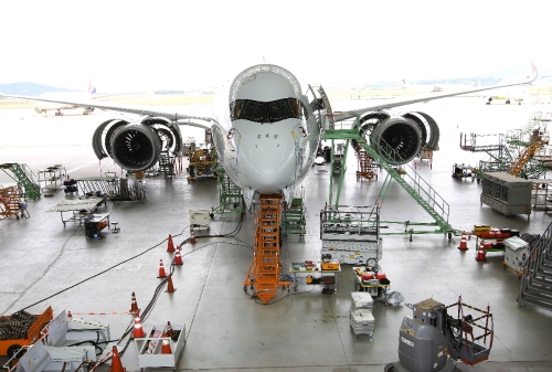 아시아나항공, 안전 운항 위한 정비 강화 '구슬땀'