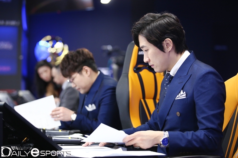 김동준 해설위원.