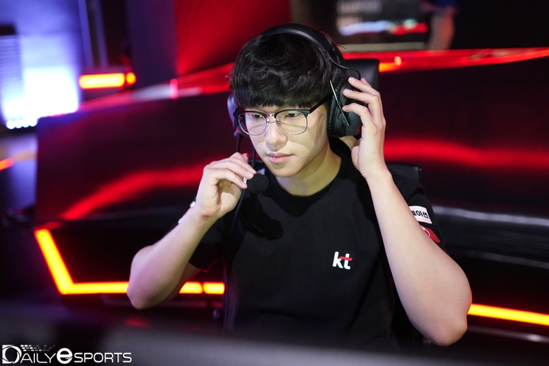 kt 롤스터의 톱 라이너 '소환' 김준영.