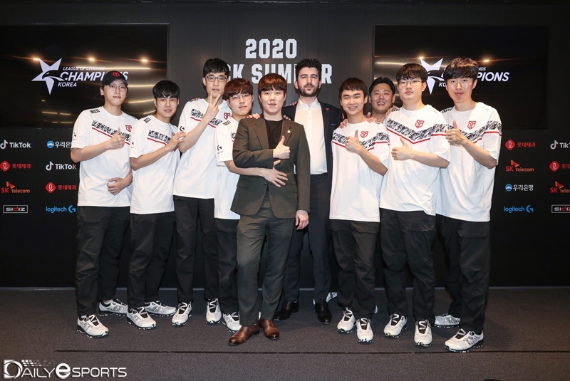 샌드박스 게이밍.