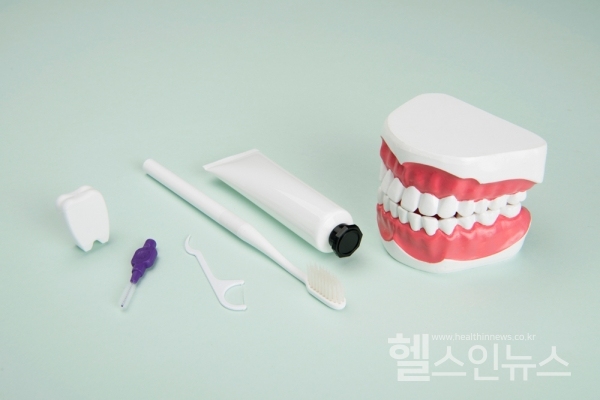 잇몸 건강 걱정된다면 '식단'부터 체크해야
