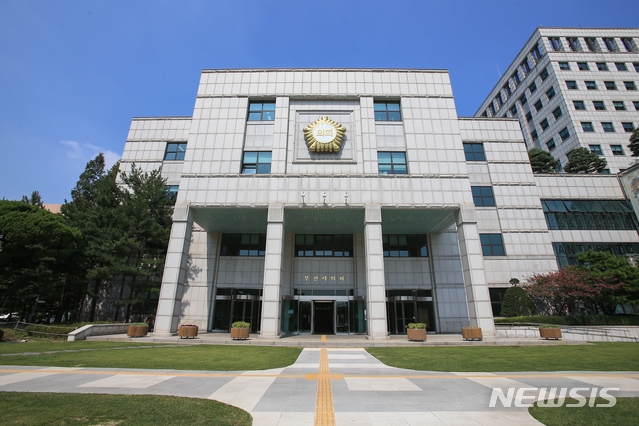 부천 시의원, 현금인출기서 돈 훔친 의장 사퇴 촉구