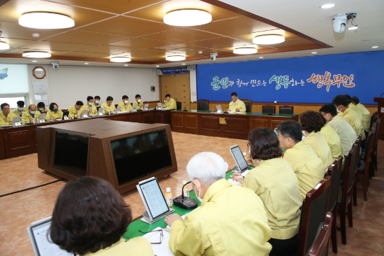 무안군은 '코로나19' 확산에 따른 공직기강 확립을 위해 오는 31일까지 공직기강 확립을 위한 고강도 특별감찰을 실시한다/사진=무안군