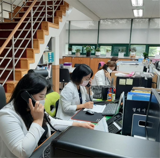 장흥군 방문건강관리 등록자 전화 모니터링 실시/사진=장흥군