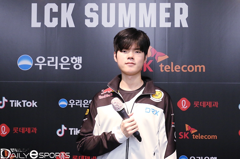 DRX의 원거리 딜러 '데프트' 김혁규.