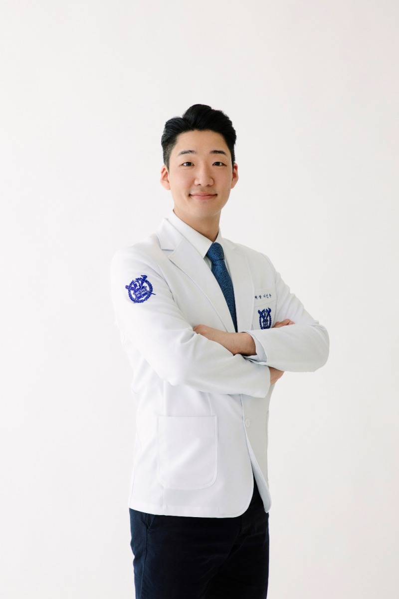 임플란트 치료보다 자연 치아 보존이 더 중요한 이유