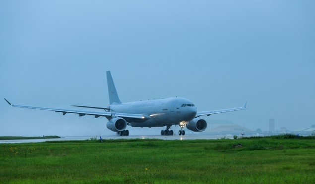 이라크 교민 이송에 투입되는 공군 공중급유기. (사진=공군 제공)