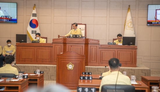 고흥군의회(의장 송영현)가 11일간의 일정으로 열린 제8대 후반기 첫 임시회인 제290회 임시회를 24일 마무리했다/사진=고흥군