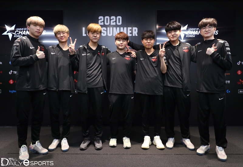 T1 "다이나믹스에게 갚을 것 있다"