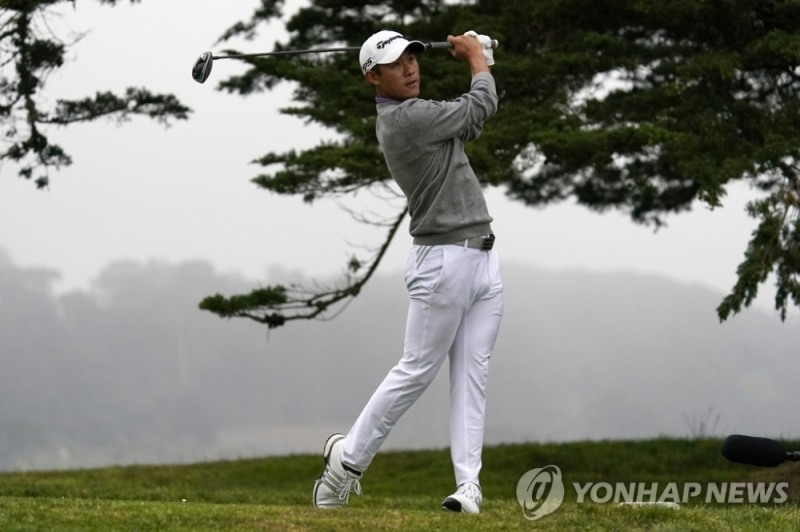콜린 모리카와는 올 PGA챔피언십 4라운드 16번홀에서 300m에 가까운 드라이버샷을 핀 7피트 이내로 붙이며 환상적인 이글을 잡았다.