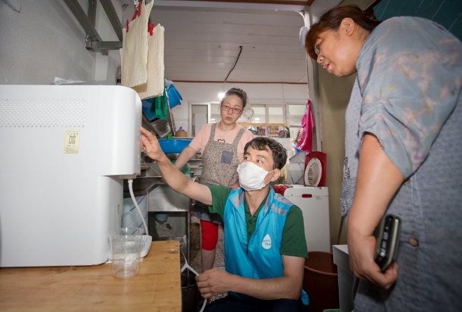 (사진=코웨이) 코웨이, 집중 호우 수해 지역 긴급 지원 나서