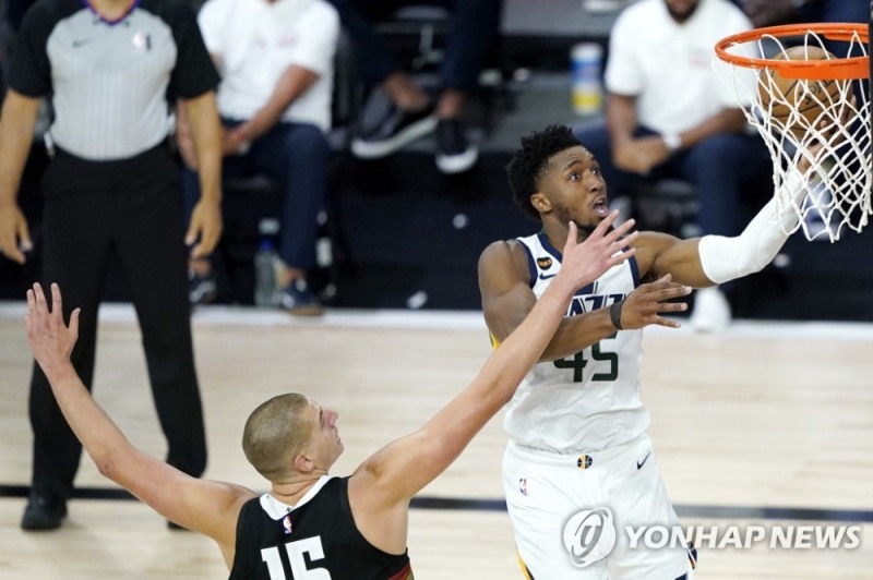 이변은 없었다...NBA 플레이오프 1라운드 1차전 상위 시드팀 모두 승리