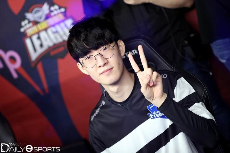 정승하를 영입하며 유창현이 떠난 자리를 보강한 샌드박스.