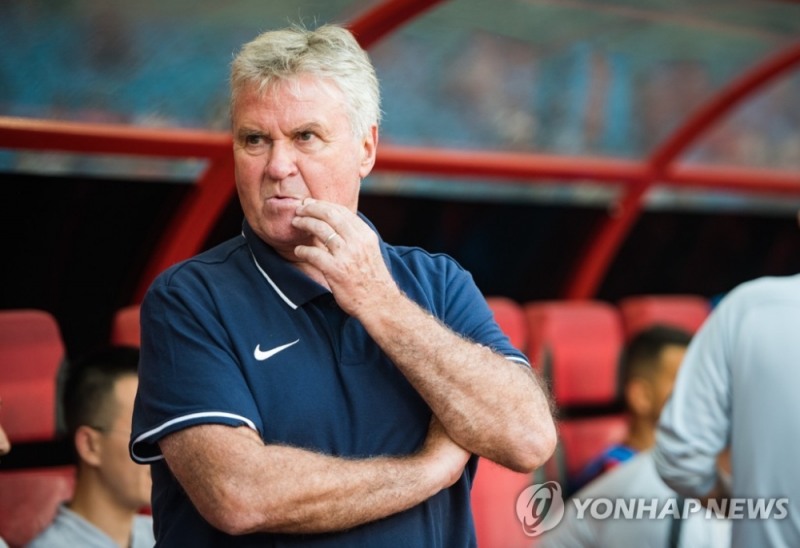 74세 히딩크 감독, 'FIFA 랭킹 80위' 카리브해 네덜란드령 퀴라소 사령탑 취임