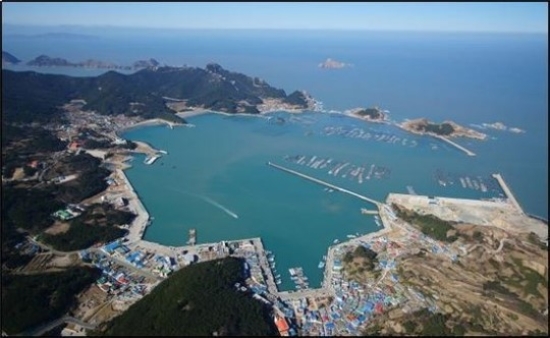 신안군 흑산도항 전경/사진=신안군