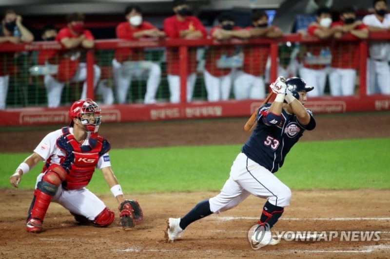 결승타를 치는 최주환