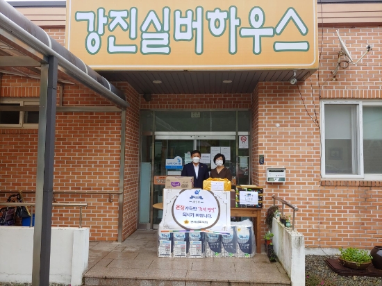 전남도의회 차영수 의원, 추석 명절 맞이 복지시설 위문/사진=전남도의회