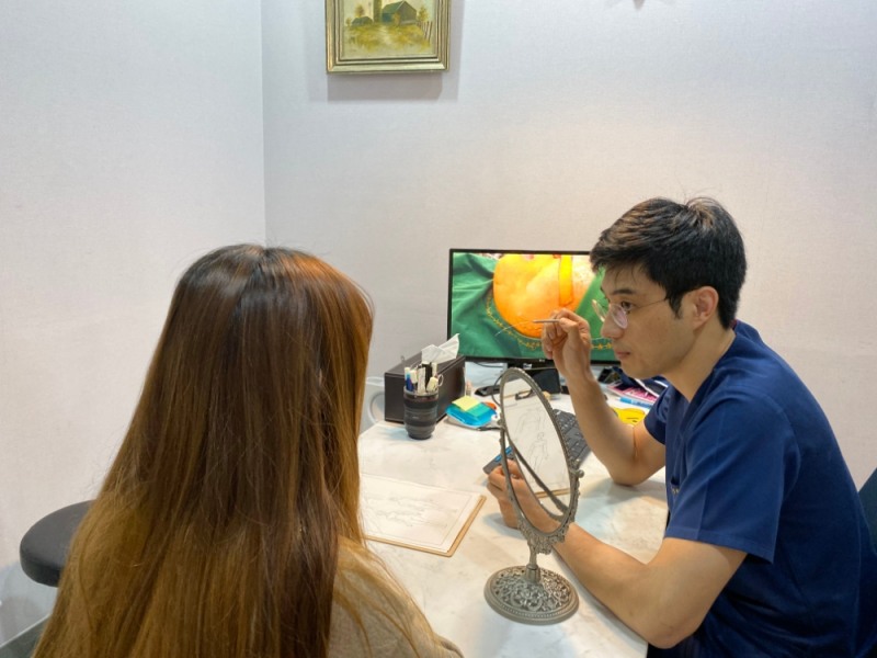 '눈밑지방재배치' 노화 진행 정도에 따라 방법 달리해야