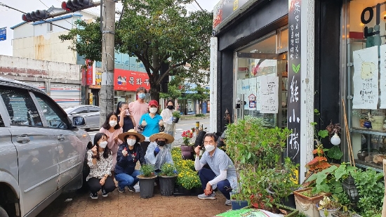 순천시, 터미널 일원 도시재생 '함께가든 가꾸기' 운영/사진=순천시