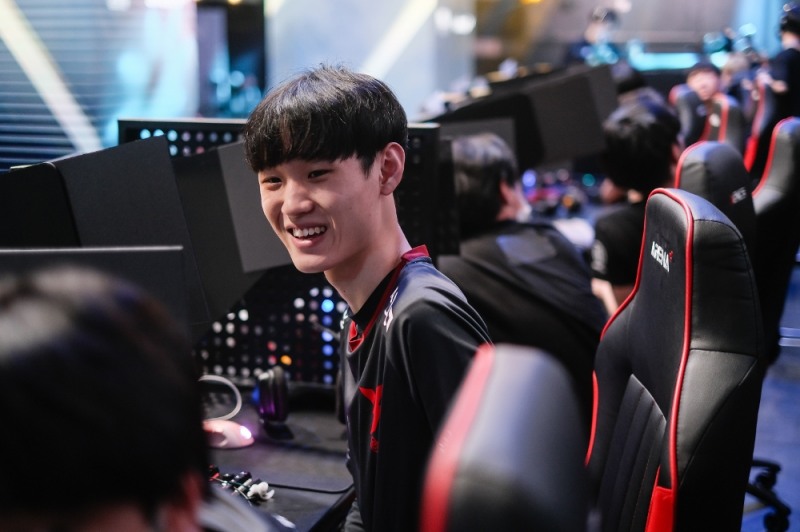 이엠텍 스톰X(사진=펍지주식회사 제공).