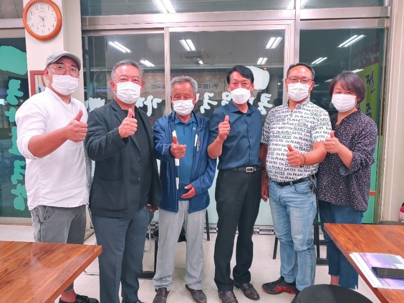 광명시 일직동 상가번영회와 대학로발전소가 상가 활성화를 위해 업무협약을 체결했다. (사진=광명시 일직동 상가번영회)