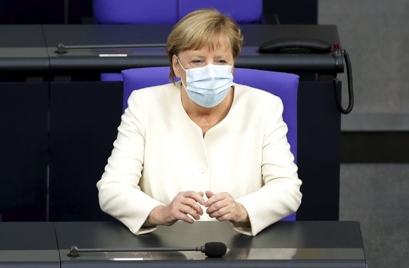 메르켈 총리 "독일 신규확진자 매달 배로 늘어나...대응 시급"