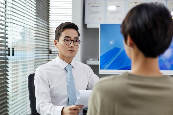 형사전문변호사, 공연음란죄… ‘공연성’, ‘음란한 행위’ 인정 여부에 따라 달리 처벌된다