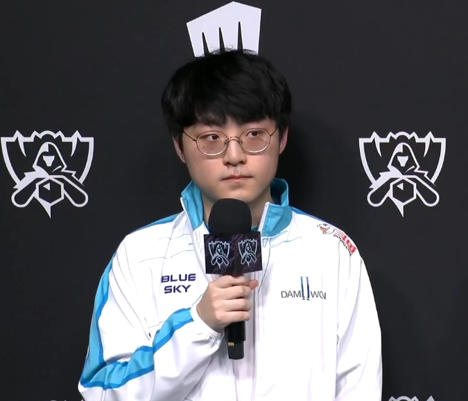 담원 게이밍의 미드 라이너 '쇼메이커' 허수(사진=중계 화면 캡처).