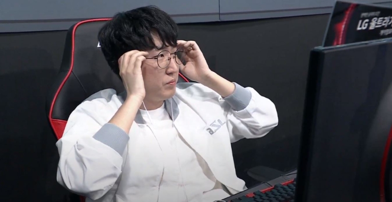 아프리카TV 스타크래프트 리그 시즌10 16강 C조 최종전에서 승리한 장윤철(사진=ASL10 공식 방송 캡처)