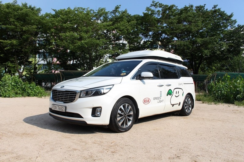 초록여행 차량 모습