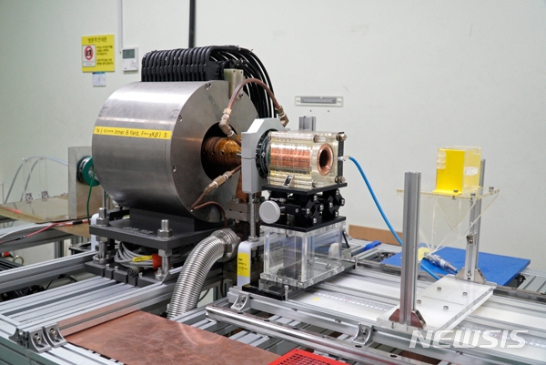 플래시 연구시스템