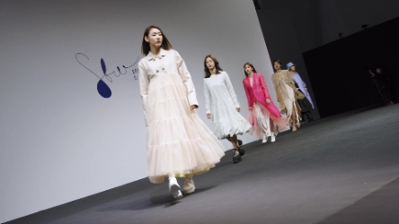 서울패션위크 X 나혼자산다 100벌챌린지 런웨이