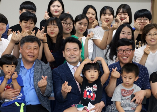 정종순 장흥군수 아동청소년 소통/사진=장흥군