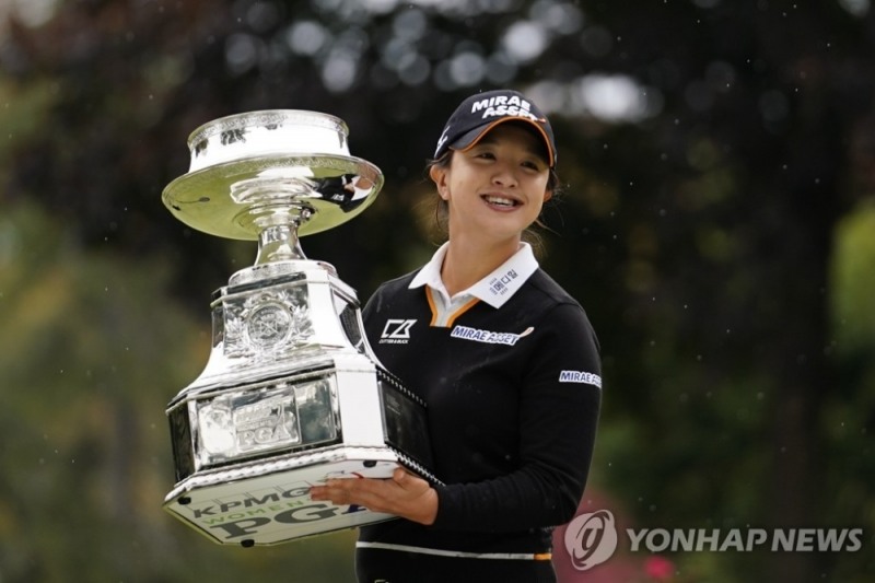 최근 LPGA 메이저 대회인 KPMG 위민스 챔피언십에서 생애 첫 우승을 차지한 김세영을 비롯한 한국여자골프 선수들이 LPGA에서 최강국으로 올라서는데는 고 이건희 회장의 남다른 골프사랑이 큰 힘이 됐다.