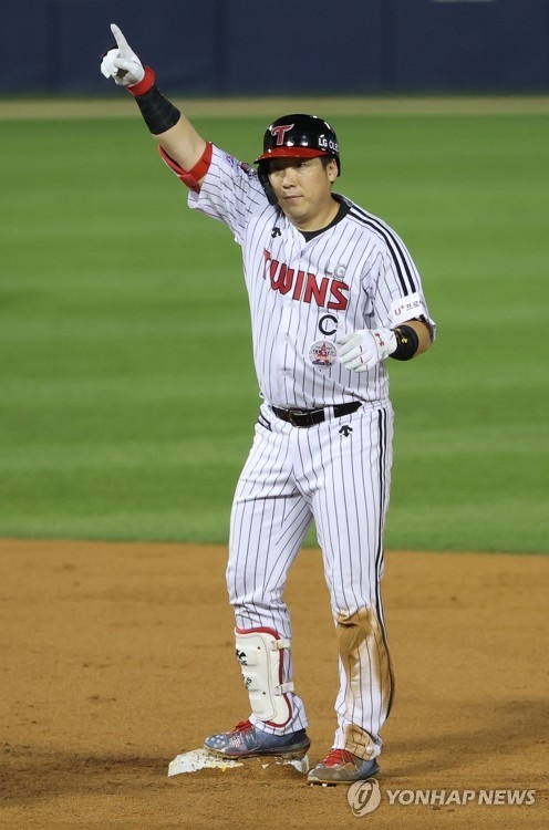 LG 김현수는 올시즌 키움전에는 약했으나 브리검에는 8타수 3안타로 강한 면몰르 보였다.