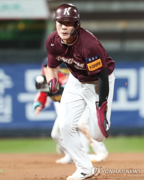 김하성은 올시즌 LG전에서는 강했지만 켈리에는 10타수 2안타에 그쳤다.