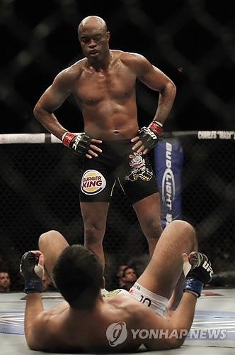 “최선 다했다. 모든 순간을 즐기겠다” 미들급 전설 실바, ‘아디오스 옥타곤’