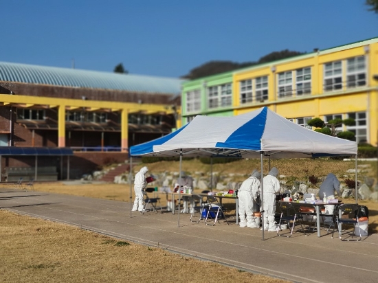여수시 화양면 나진초등학교 내 선별진료소./사진=여수시