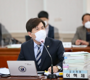 전라남도의회 교육위원회 이혁제 의원(더불어민주당, 목포4)