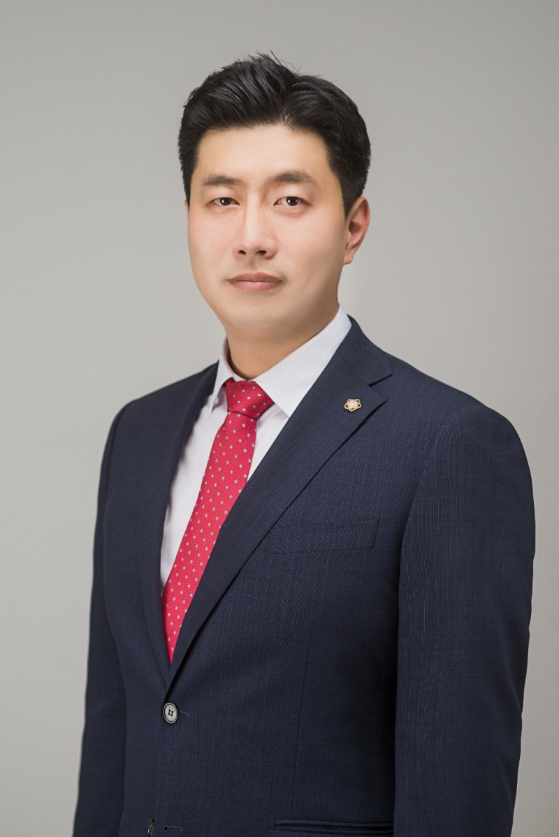 이혼전문변호사 “상간녀소송, 이혼소송과 별개로 진행 가능”