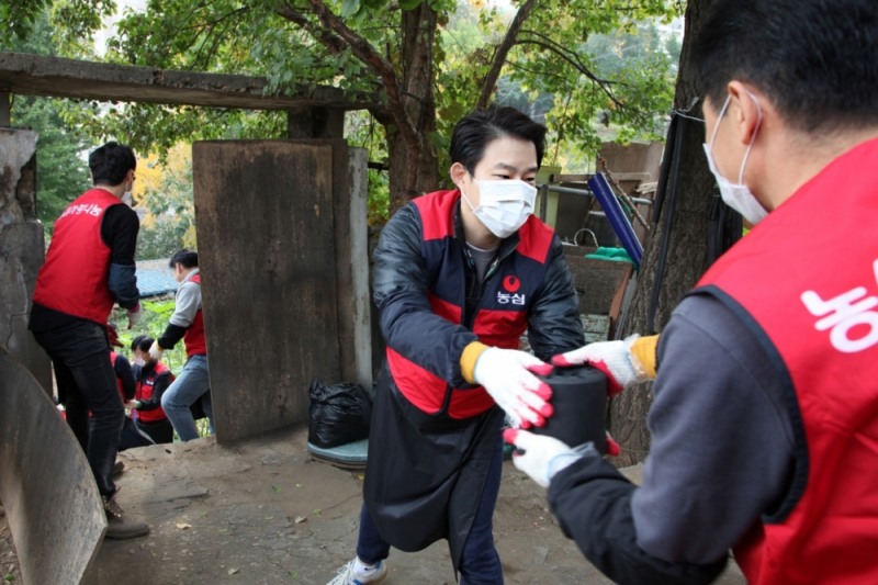 농심 “ 사랑의 연탄으로 겨울 따뜻하게 보내세요”