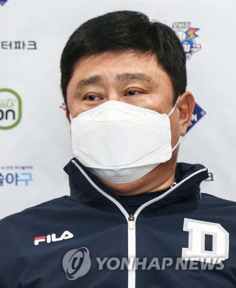 두산 김태형 감독