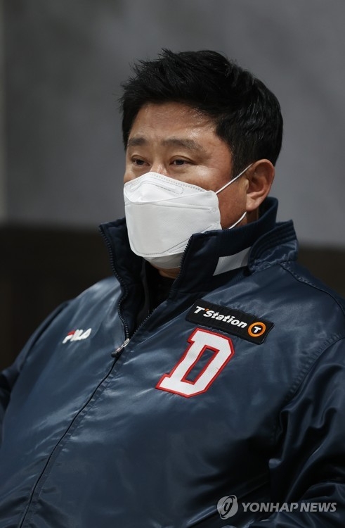 두산 김태형 감독