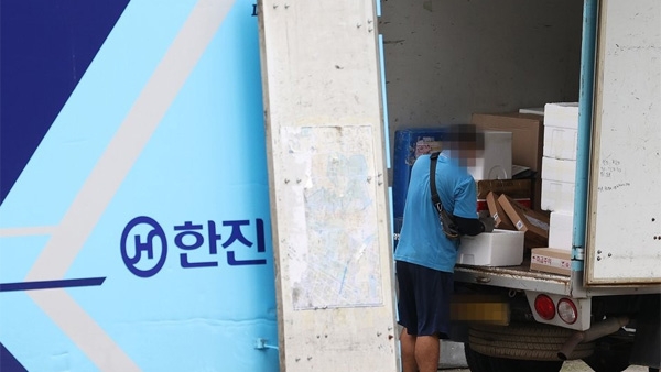 택배사 심야배송 금지, 부작용 ‘솔솔’…“분류인력 충원이 급선무”