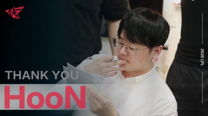 로그 워리어스와 결별한 김남훈 감독(사진=로그 워리어스 SNS 발췌).