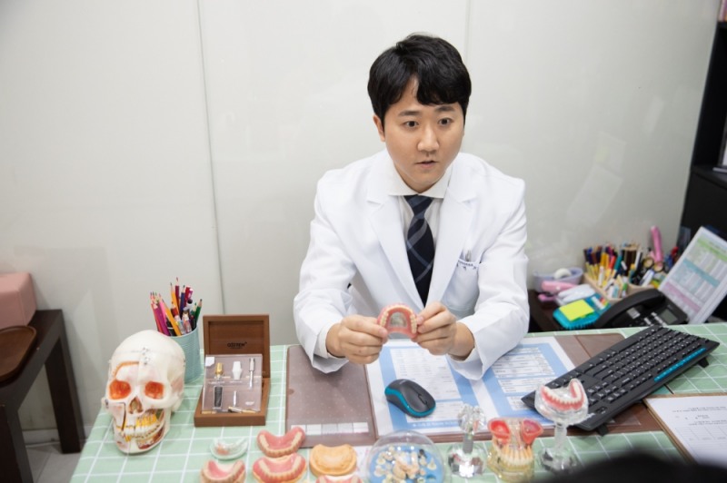 "라미네이트와 치아미백 치과 치료 어떤 방법이 최선일까?"