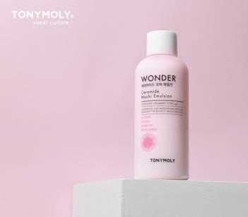 토니모리 신제품 ‘원더 세라마이드 모찌 에멀전’ 이미지