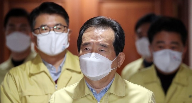 정세균 국무총리가 22일 오후 정부서울청사에서 열린 ‘코로나19 대응 중대본회의’ 에 참석하고 있다. (공동취재사진).