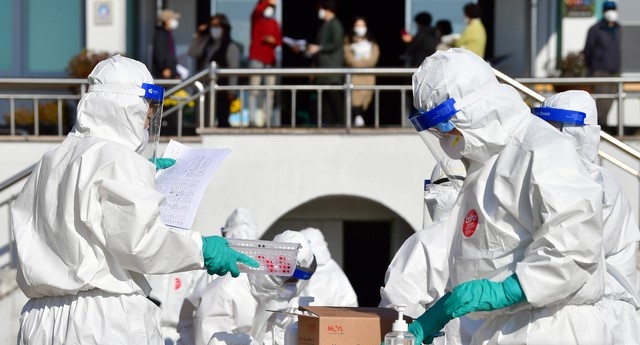 신종 코로나바이러스 감염증(코로나19) 검사 준비.